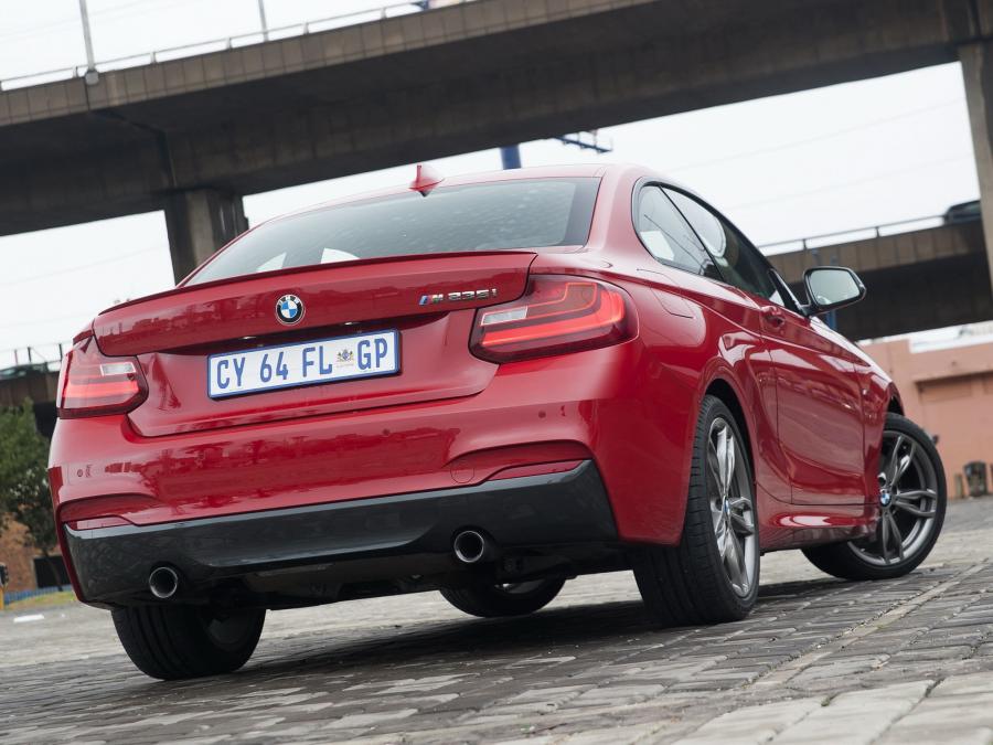  BMW M235i Coupe 2014 года  (ZA) (фото 28 из 30)